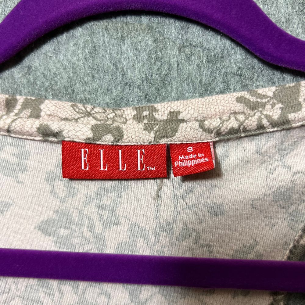 ELLE Floral Tank Top with Beaded Necklace Detail Gray Pink Size S - Picture 3 of 8